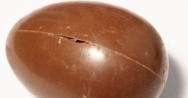 14_april_2022_chocolate_egg.jpg