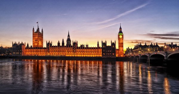 3_nov_2022_1_westminster_palace_panorama_2012_dusk.jpg