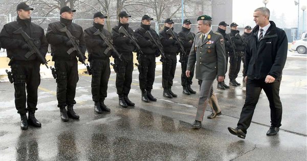 ff-wp-files/2015/09/EUfor-police-EU-army.jpg