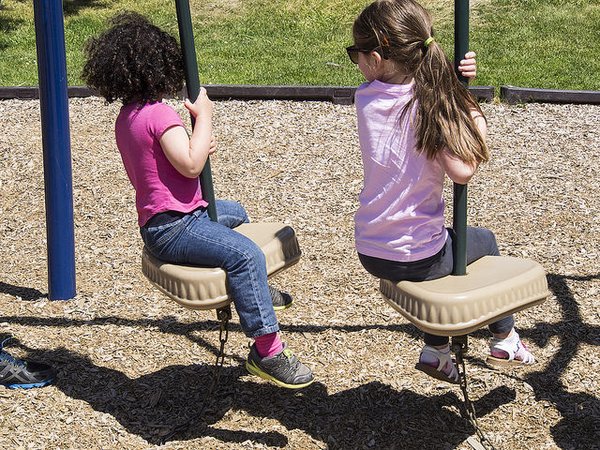 ff-wp-files/2015/09/children-swings.jpg