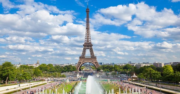 fb_paris_protest.jpg