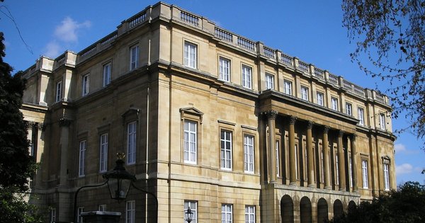 lancaster_house-cropped.jpg