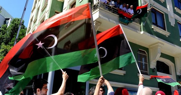 libya_flags-cropped.jpg