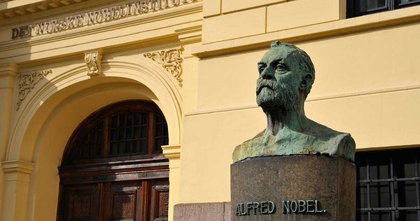 nobel-prize-bust.jpg