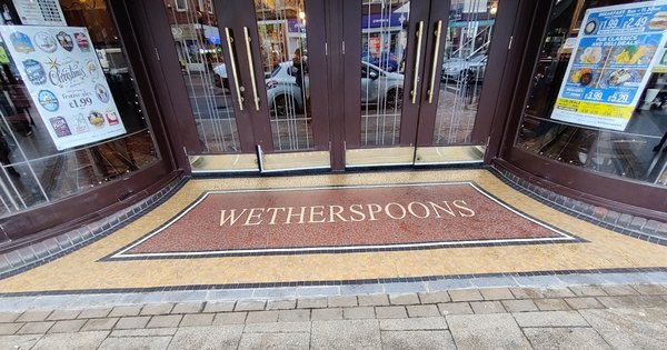 wetherspoons_doorstep_mosaic,_the_bishop_vesey,_boldmere_-_2021-12-18_-_andy_mabbett_(1).jpg